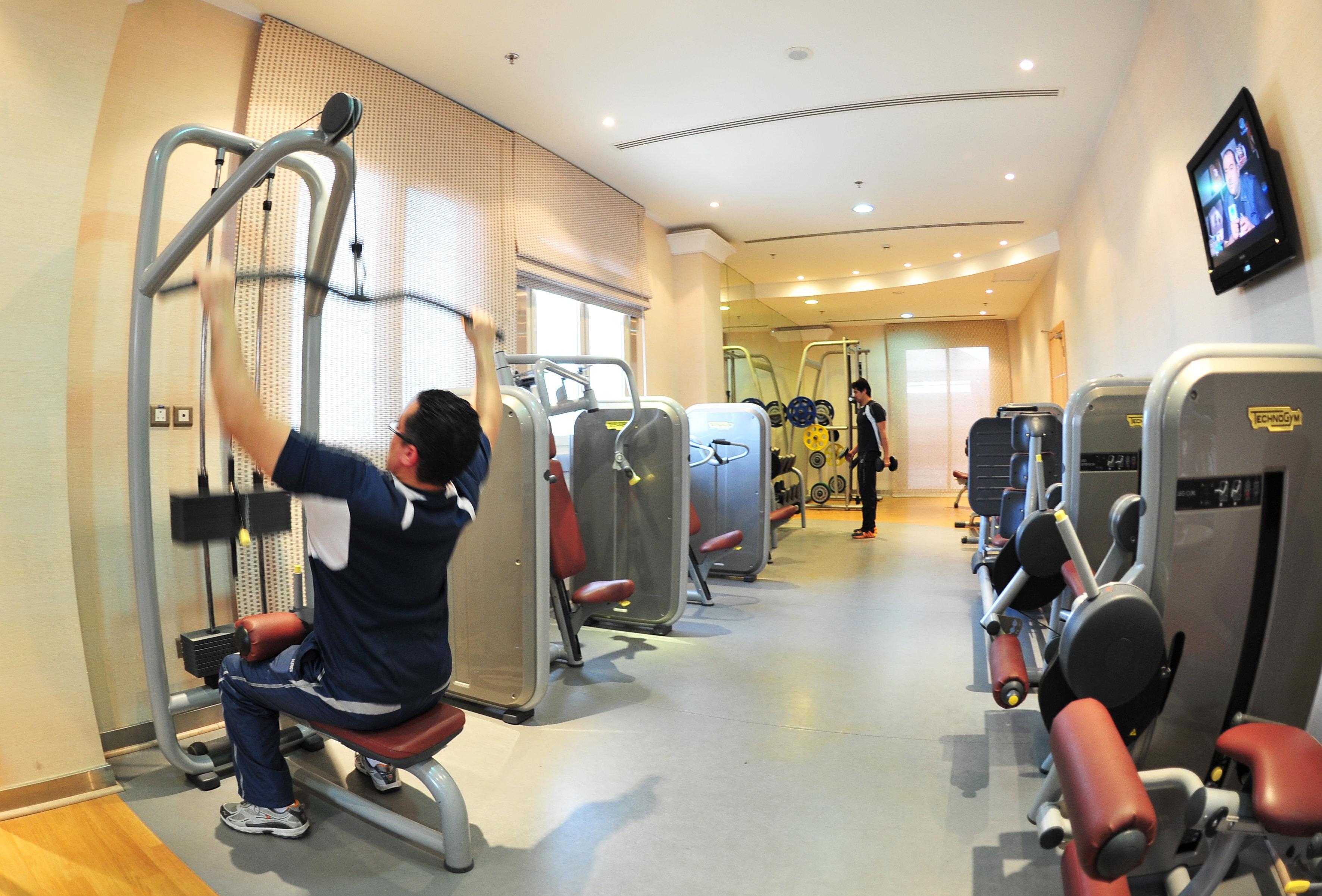 Crowne Plaza Al Khobar By Ihg Hotel Kültér fotó A gym in a hotel
