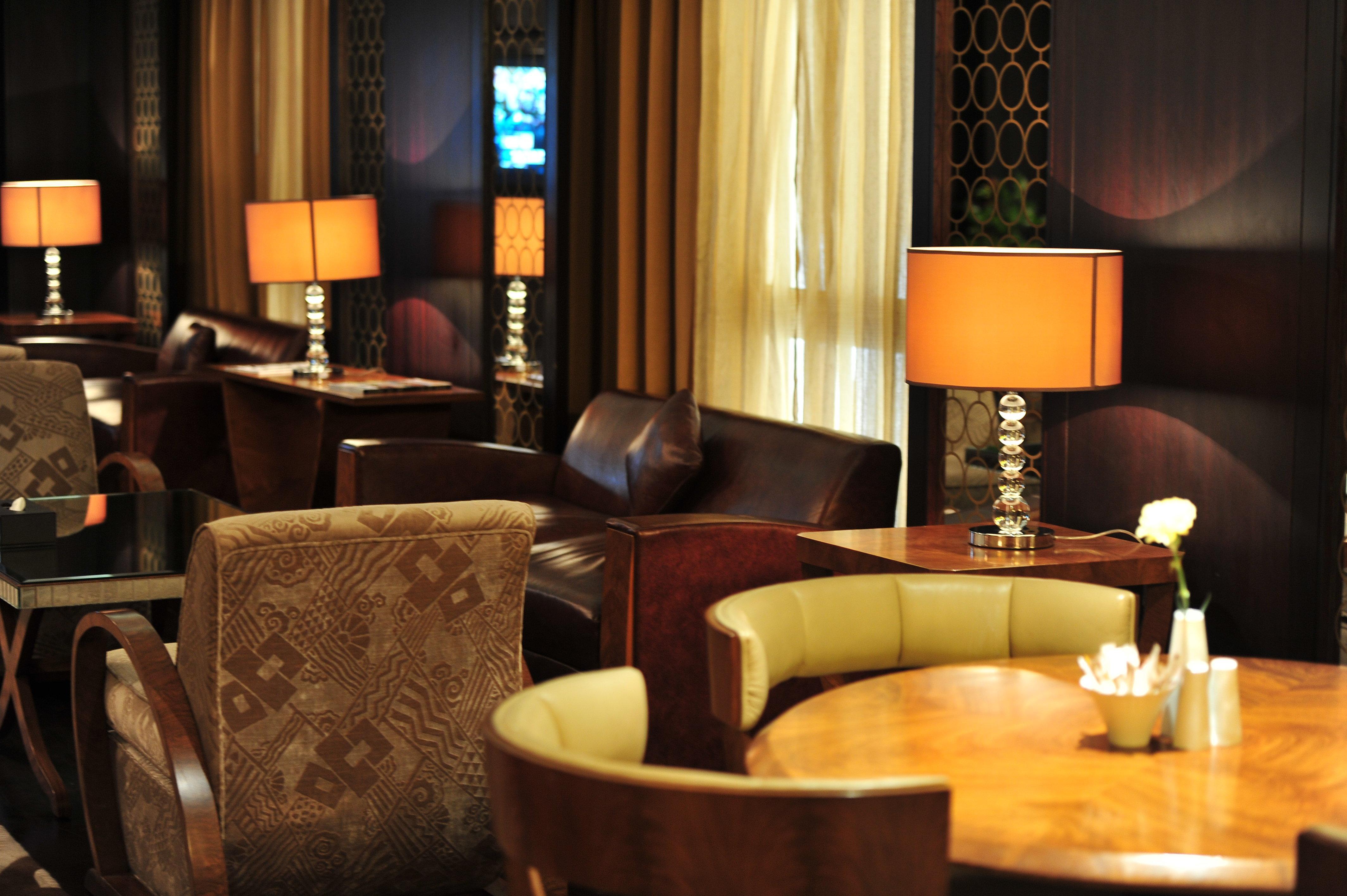 Crowne Plaza Al Khobar By Ihg Hotel Kültér fotó The lounge at the airport