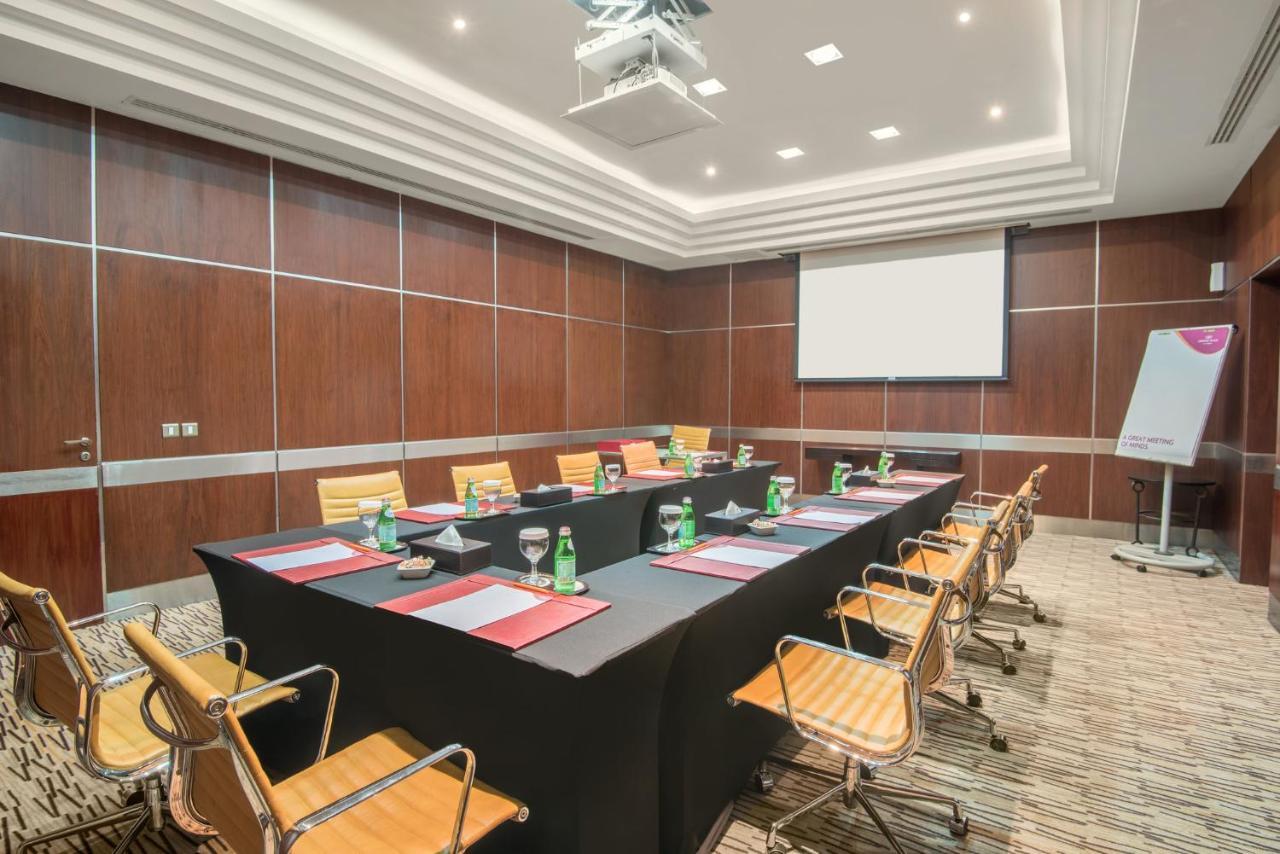 Crowne Plaza Al Khobar By Ihg Hotel Kültér fotó Meeting room