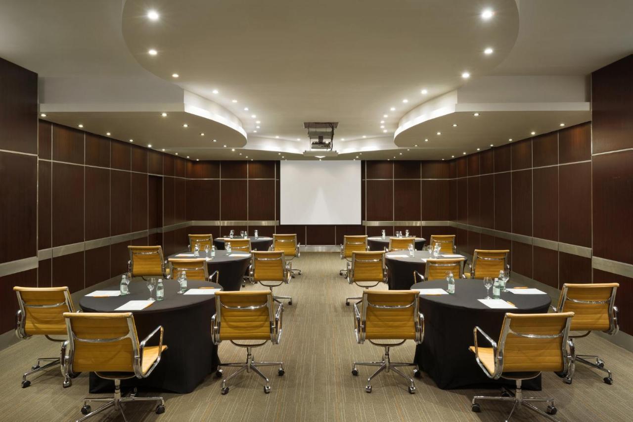 Crowne Plaza Al Khobar By Ihg Hotel Kültér fotó Meeting room